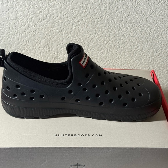 Hunter’s Lightweight Outdoor Shoes - Picture 5 of 9